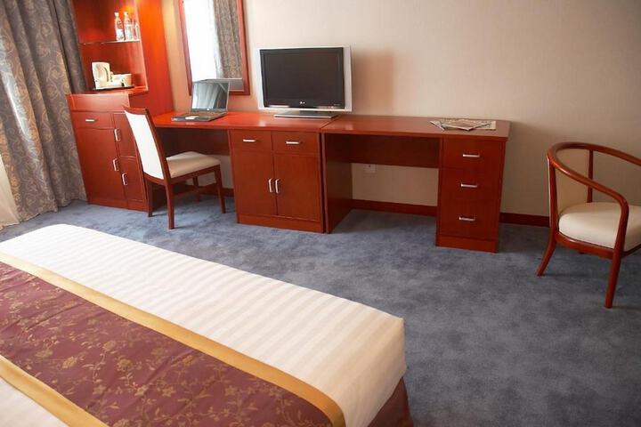 Room 15 of 41