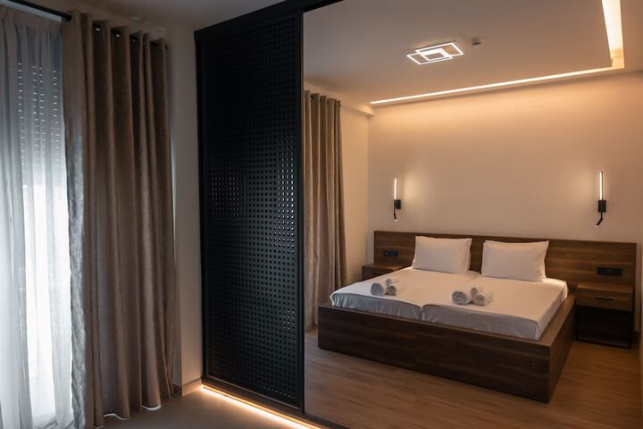 Room 3 of 50