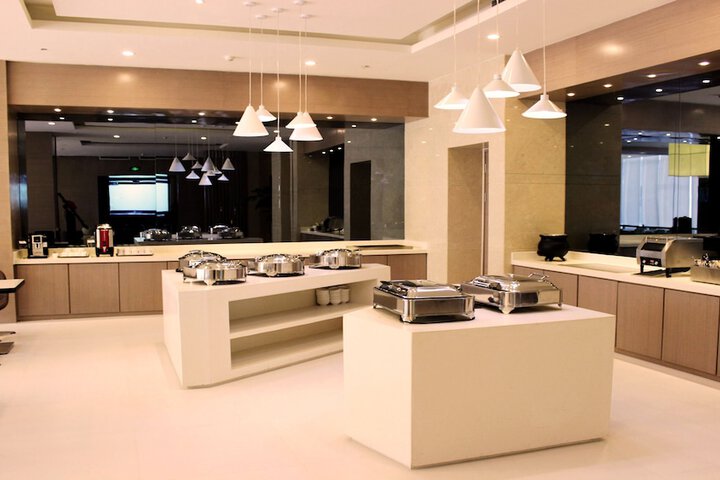 Dining 2 of 2