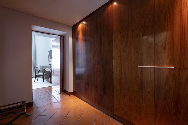 Room 10 of 56