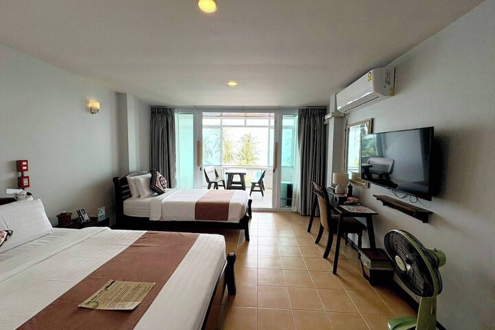 Room 57 of 211