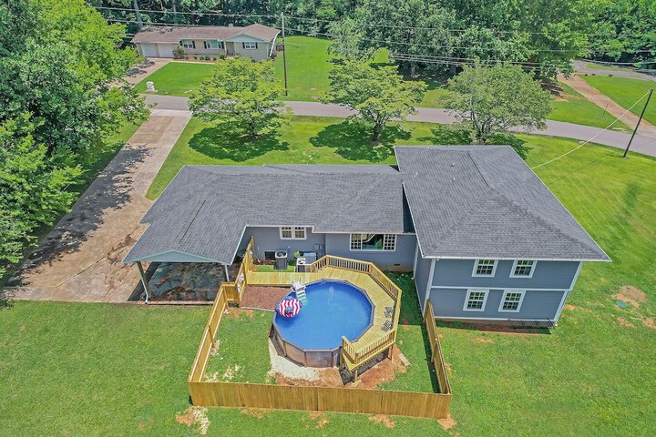 Pool 17 of 22