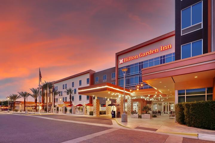 Hilton Garden Inn Chandler Downtown