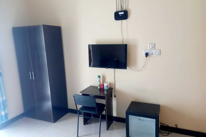 Room 4 of 22