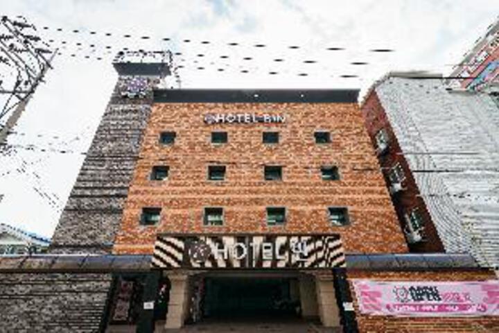 Hotel 10 of 23