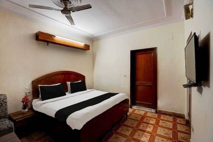 Room 15 of 17