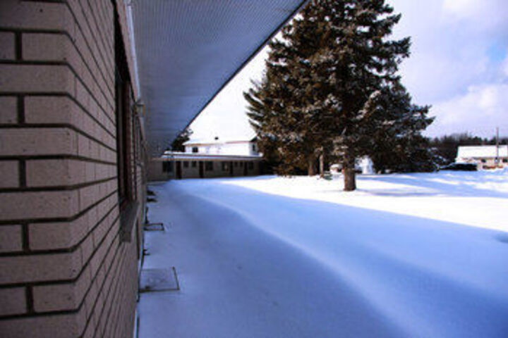 Property Grounds 24 of 27