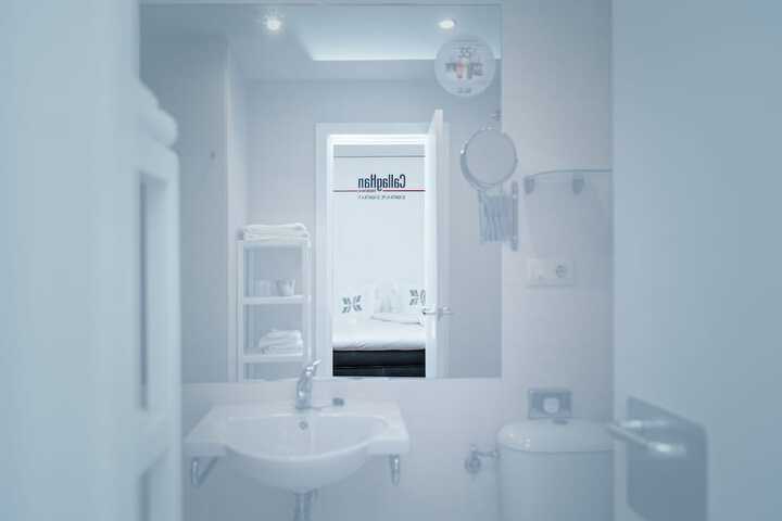 Room 53 of 73