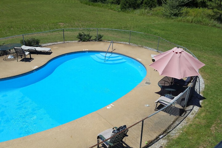 Pool 31 of 46