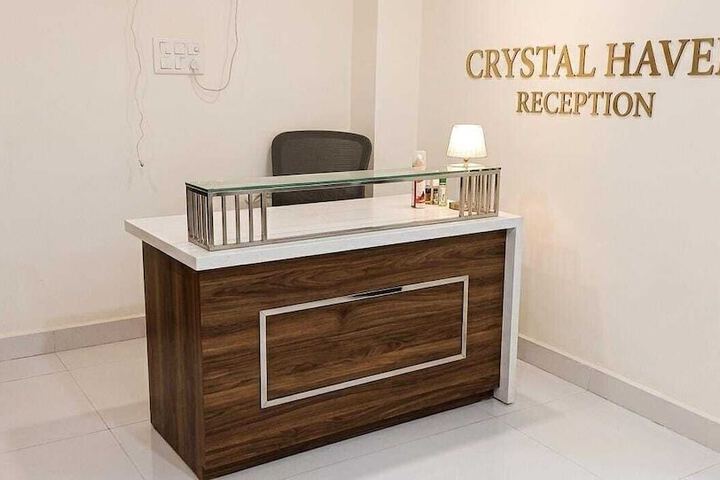 Hotel Crystal Haven in New Delhi