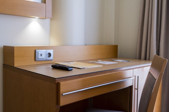 Room 62 of 169