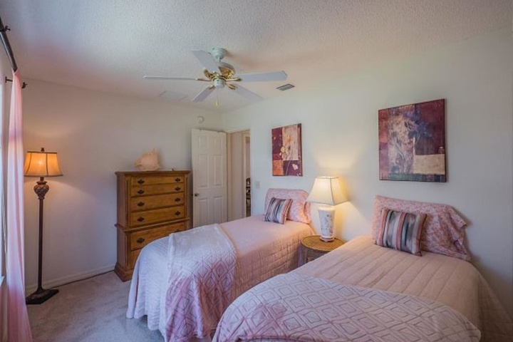 Room 4 of 14