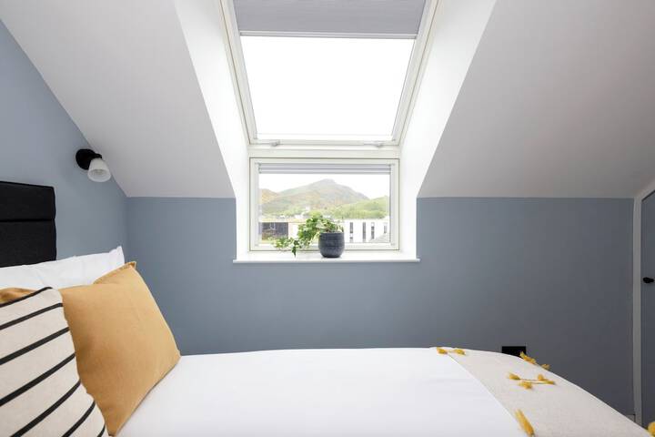 Room 49 of 60
