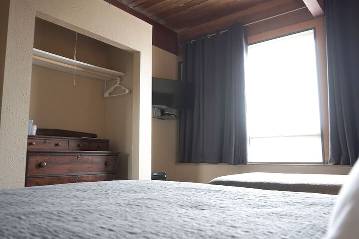 Room 26 of 45