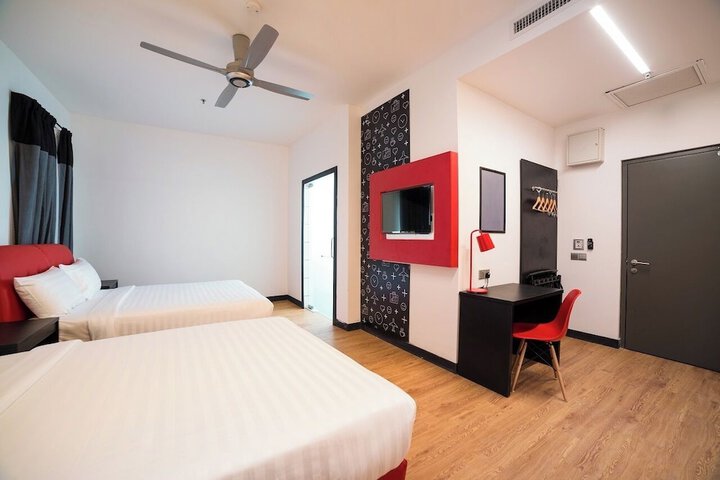 Room 15 of 53