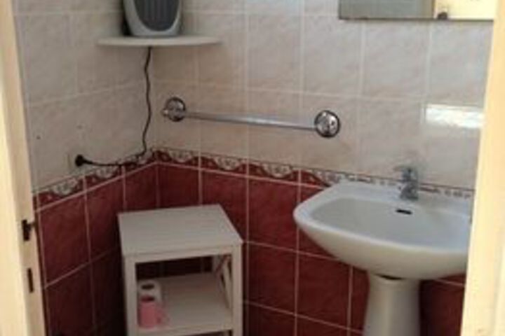 Room 2 of 19