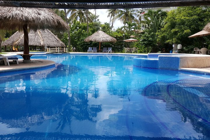 Pools & Facilities