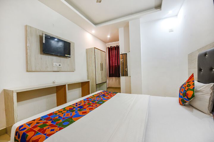 Room 20 of 24