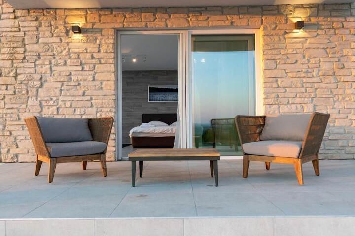 Terrace/Patio 89 of 194