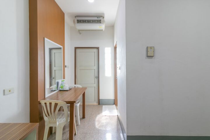 Room 25 of 56