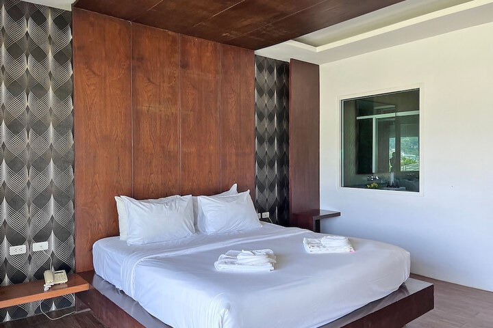 Room 19 of 120