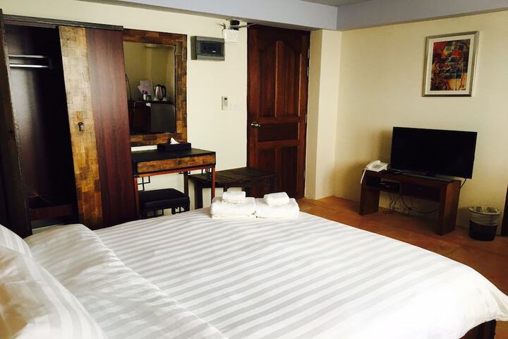 Room 16 of 81