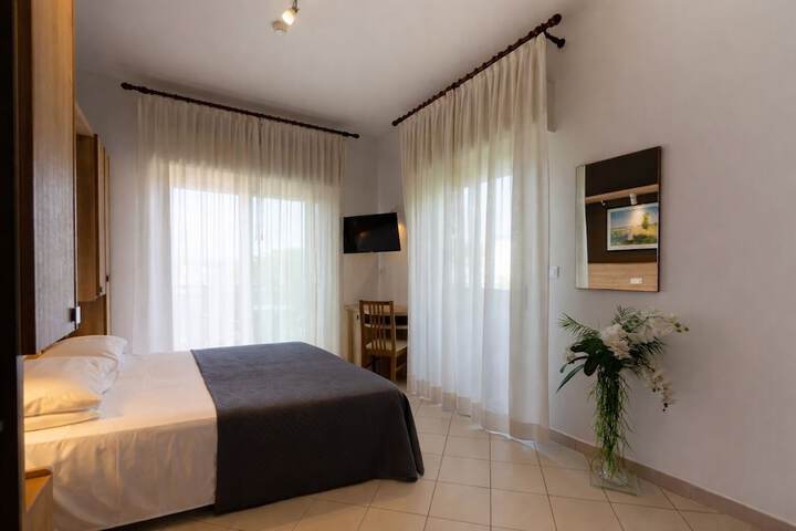 Room 55 of 115