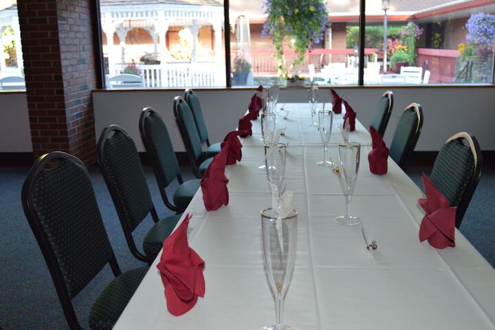 Ballroom/Hall 6 of 19