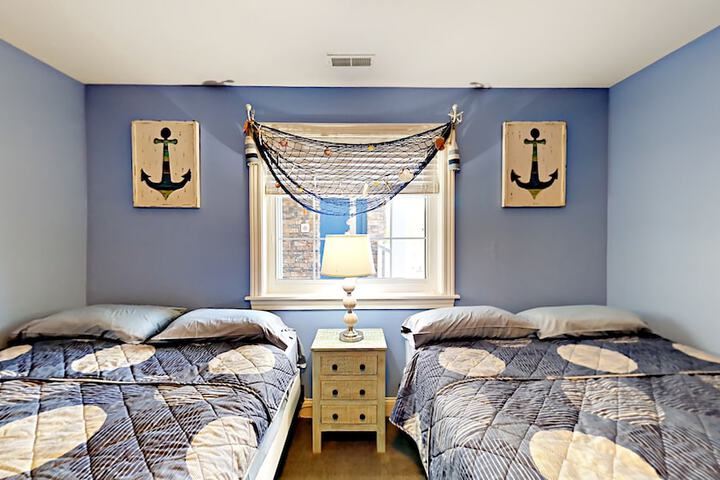 Room 9 of 58