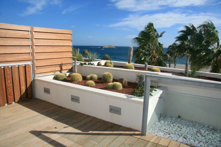 Terrace/Patio 13 of 31