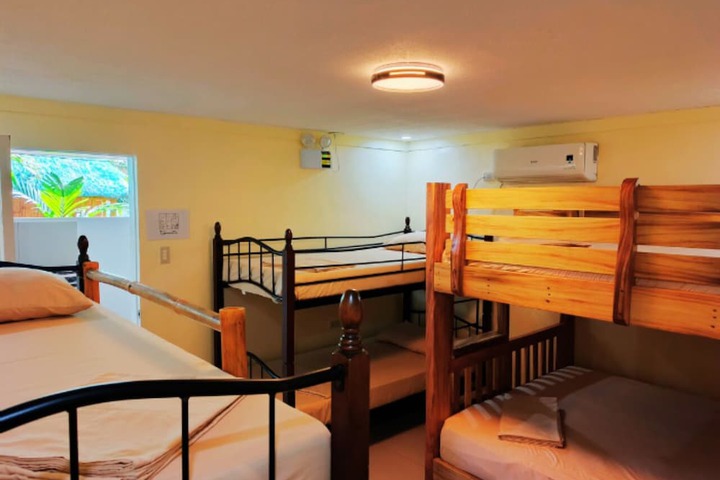 Room 6 of 52