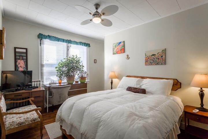 Room 12 of 89