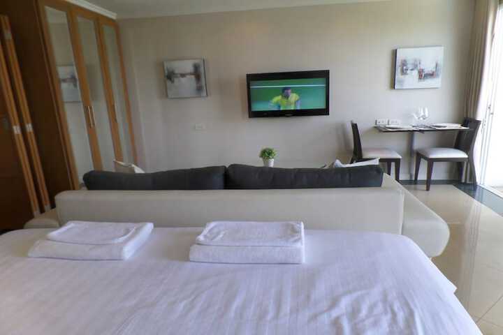 Room 7 of 47