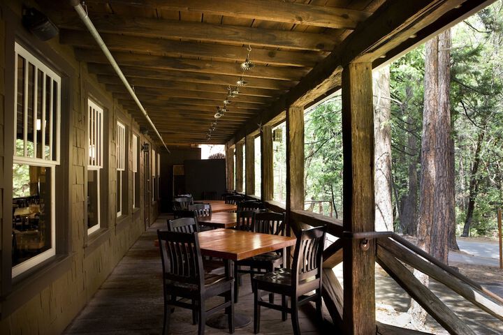 Dining 133 of 192