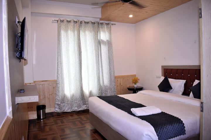 Room 7 of 29