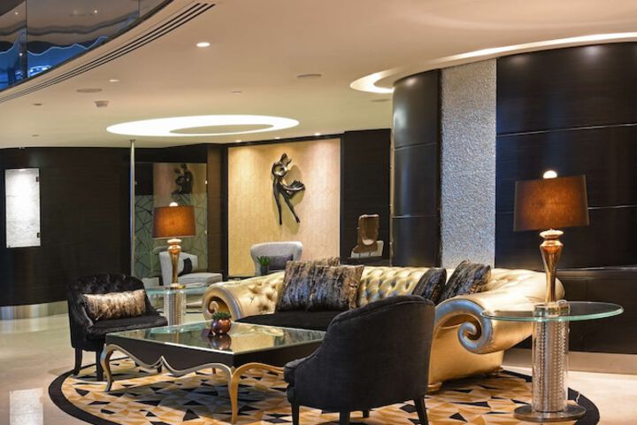 Hotel Interior 10 of 175