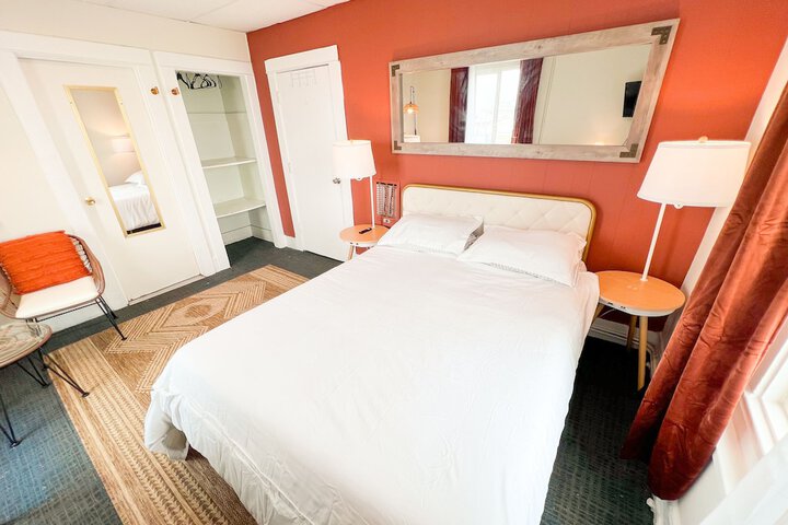 Room 15 of 85