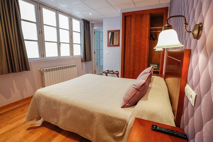 Room 25 of 73