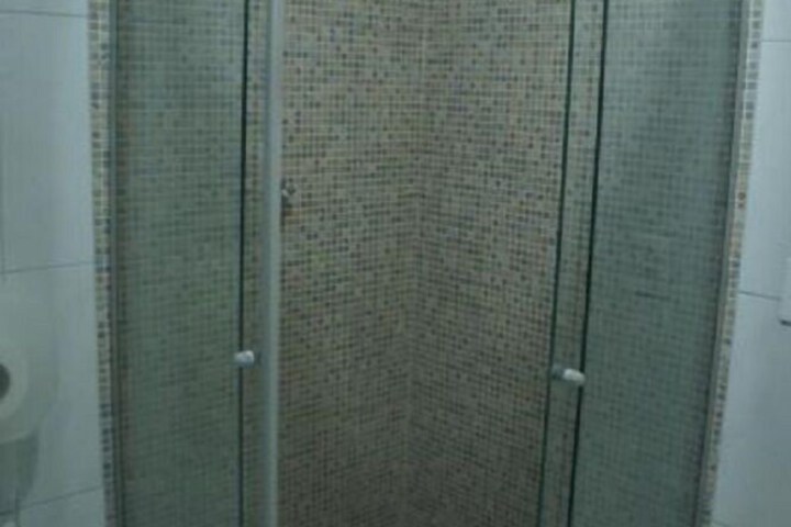 Room 18 of 23