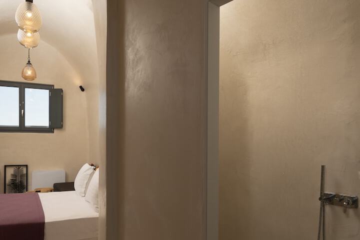 Room 86 of 99