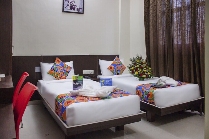 Room 13 of 28