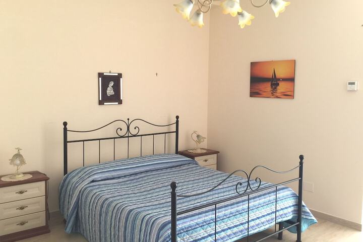 Room 19 of 240