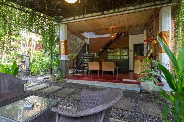 Tropical Bali Hotel