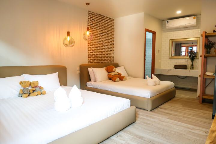 Room 2 of 45