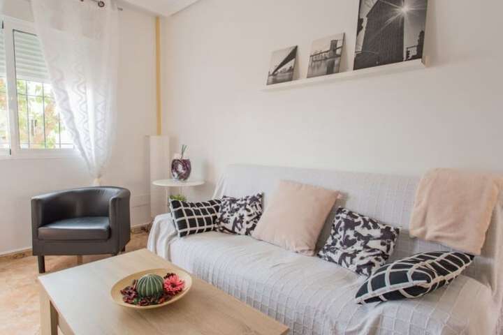 Room 12 of 23