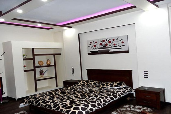 Room 8 of 45