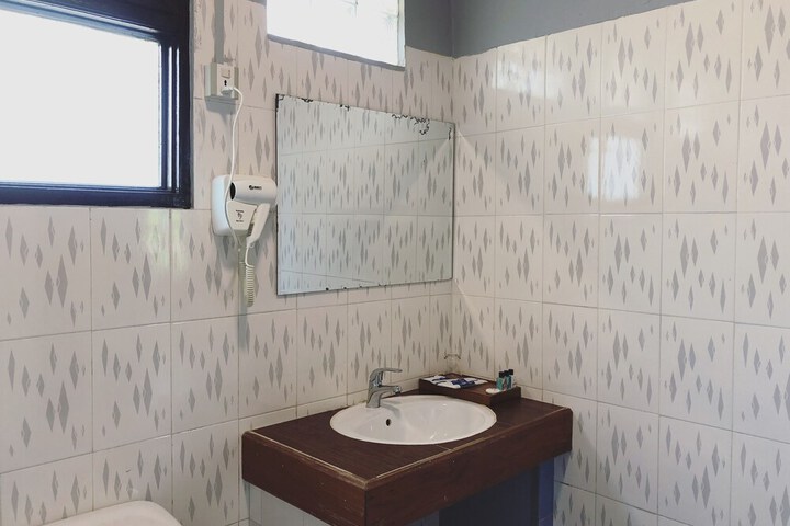 Room 20 of 35