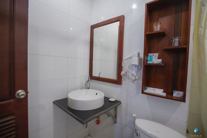 Room 20 of 94