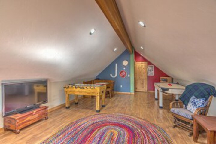 Room 18 of 31