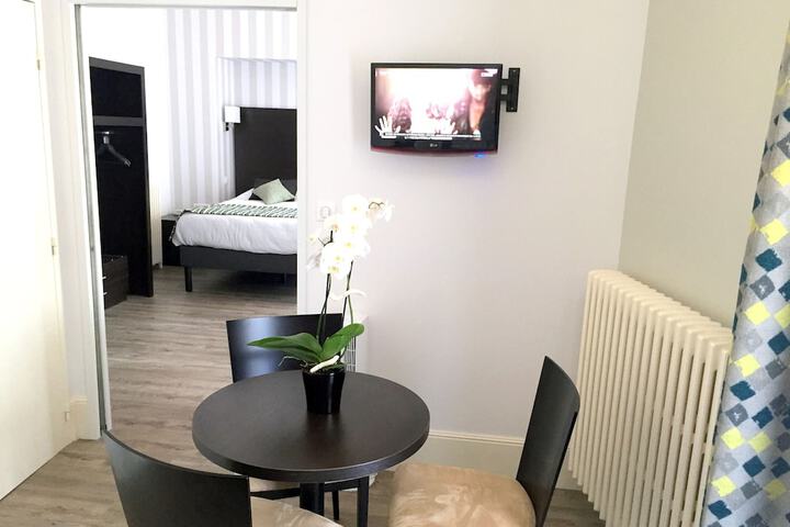 Room 27 of 118